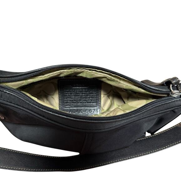 Coach A04K-6671 Hobo Shoulder Bag Pochette Black Nylon/Leather Strap/Trim - Picture 11 of 16